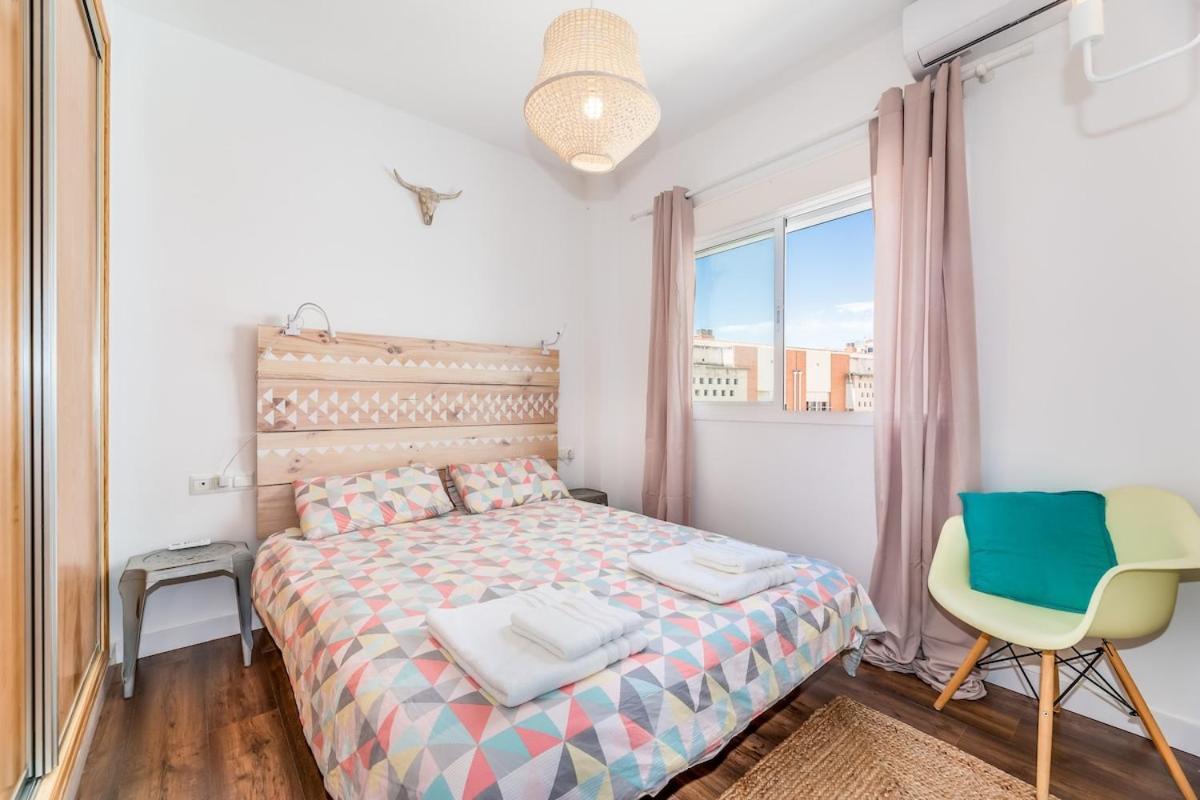 C29 - Trendy Central Apartment With Small Parking And Terrace Màlaga Exteriér fotografie